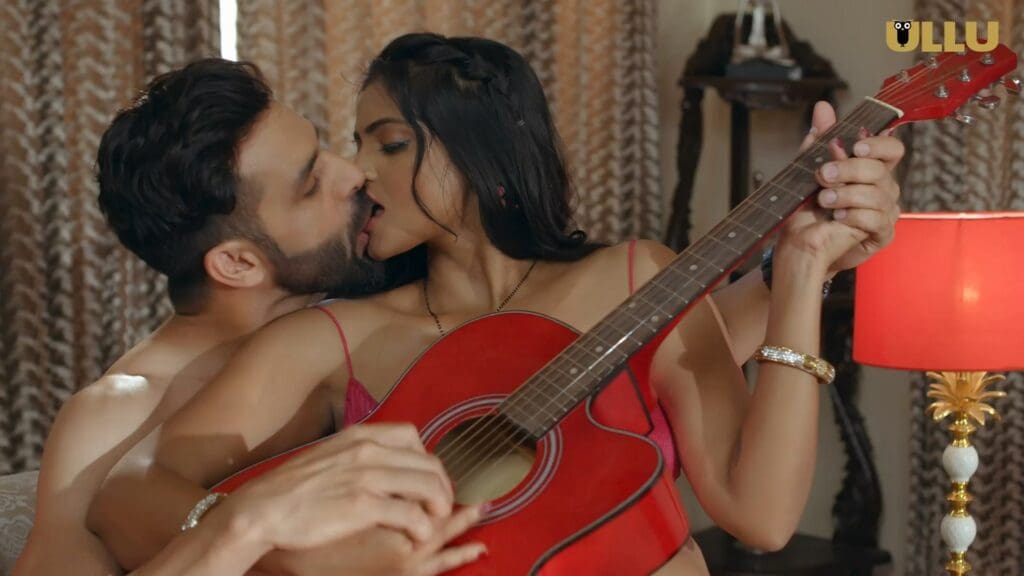 Farebi Yaar P01E01 2023 Ullu Hindi Hot Web Series